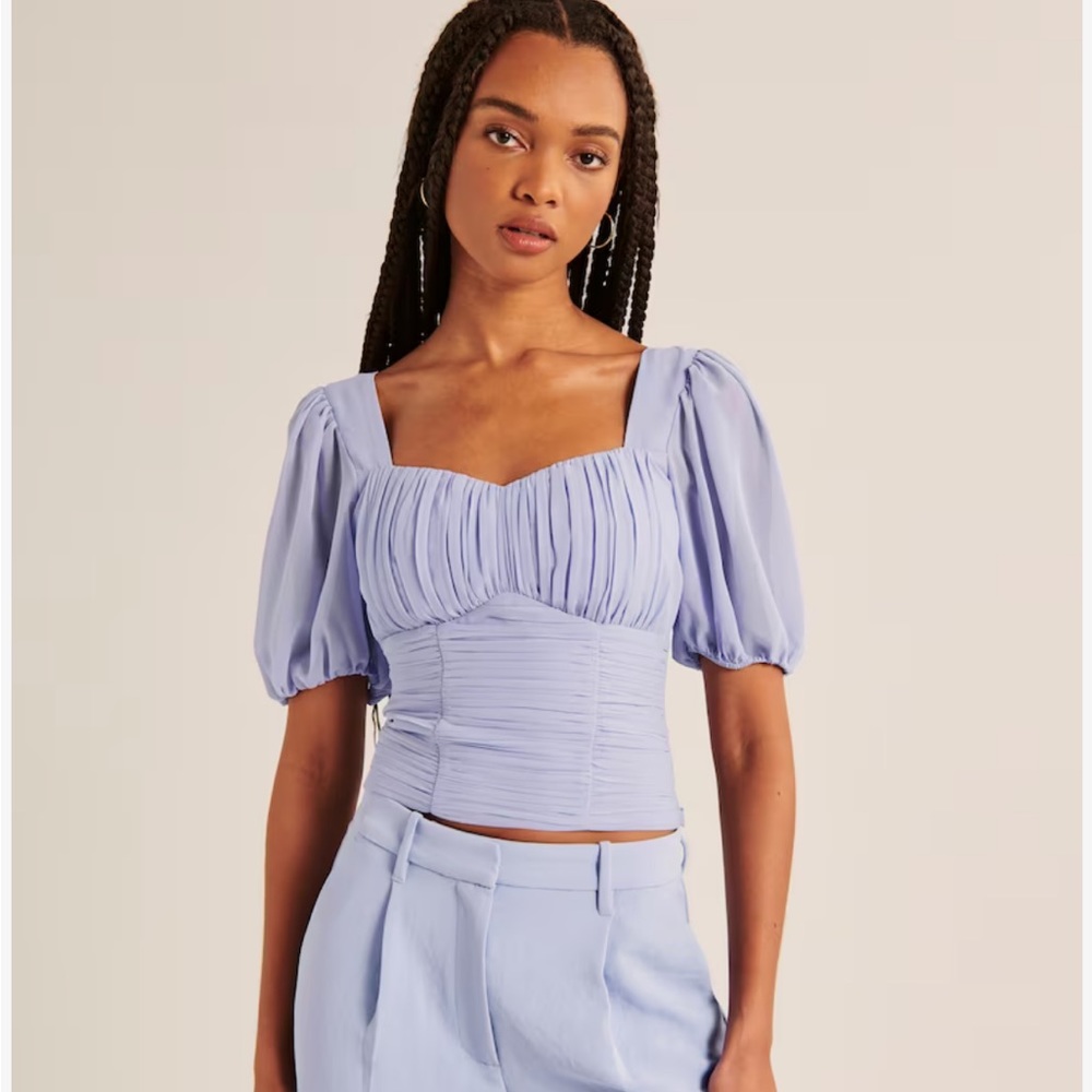 Abercrombie & Fitch Ruched Puff Sleeve Sweetheart Top
